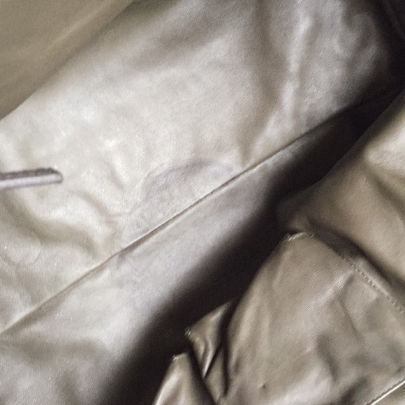 Gucci Python Tote - Picture 7 of 7